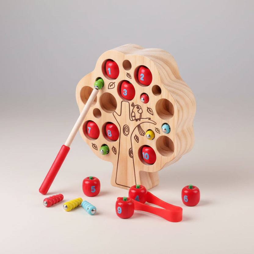 Jabloňový strom s kličkami